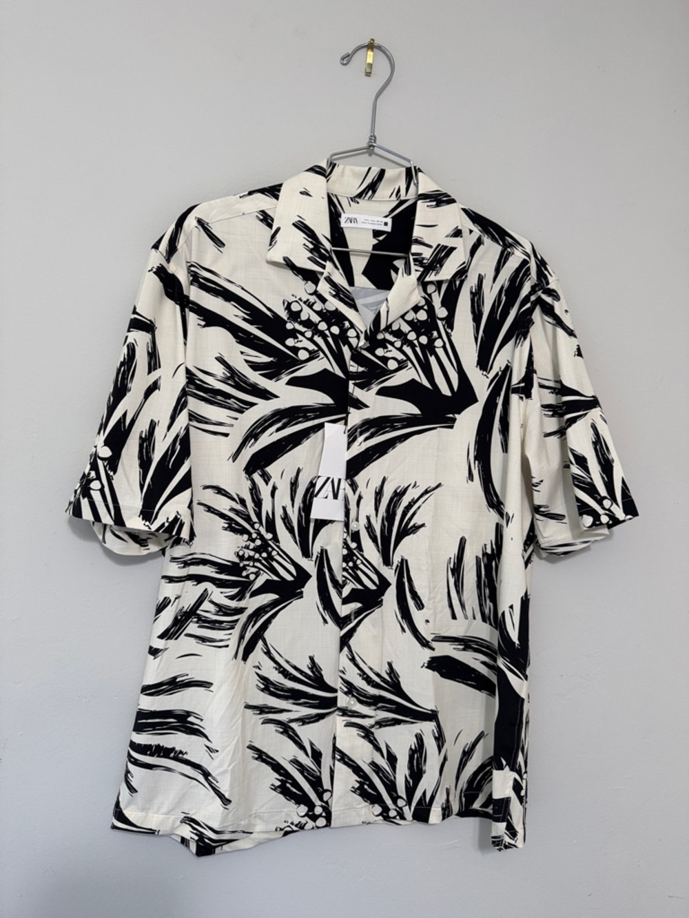 Zara Men’s Short-Sleeve Button-Down Shirt